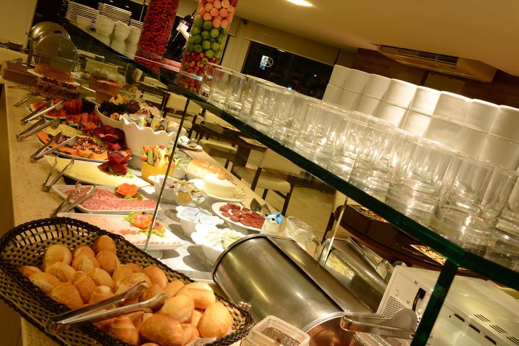 Indaiá Park Hotel Campo Grande  Bagian luar foto