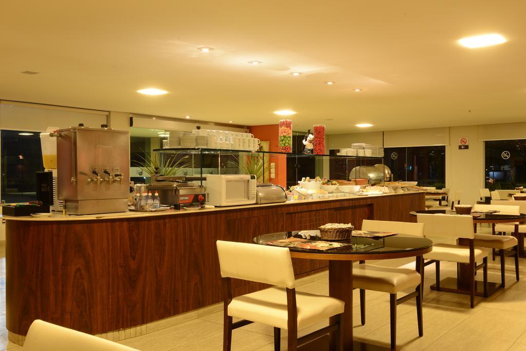 Indaiá Park Hotel Campo Grande  Bagian luar foto